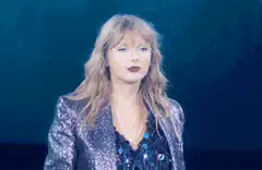 Taylor Swift stage performance