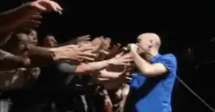Bono reaches out to fans