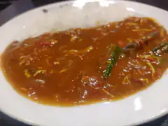plate of curry and rice