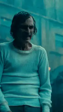 Joaquin Phoenix Joker screaming