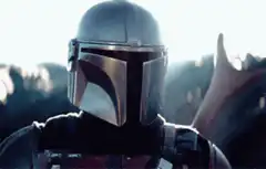 The Mandalorian gives a thumbs up