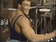 Arnold Schwarzenegger doing the splits