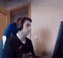 gamer slams desk in frustration