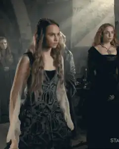 Margaery Tyrell bows her head