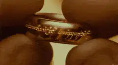 One Ring inscription glowing