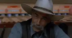 Sam Elliott tips hat