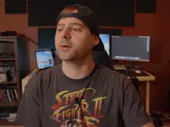Man in Street Fighter shirt says zero