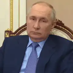 Vladimir Putin blinking