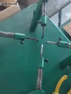 Doll eye insertion machine