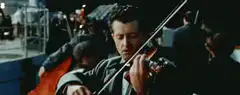 Titanic violinist playing