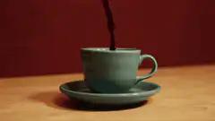 Coffee cup changing colors
