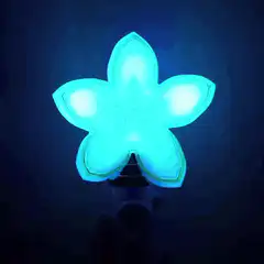 Color changing flower wand