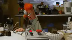 Beaker and Dr. Bunsen Honeydew experiment explosion