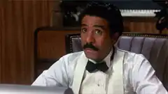 Groucho Marx phone gesture
