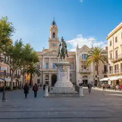 Piazza Duomo Catania statue