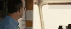 Man sees scary shadow in mirror