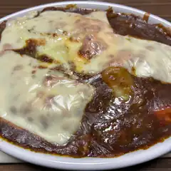 Baked beans with melted cheese