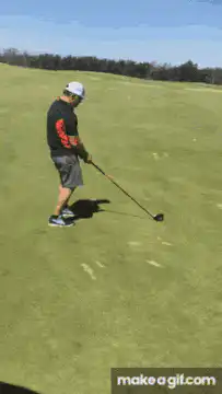 golfer collapses on green