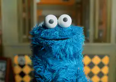 Cookie Monster looking around