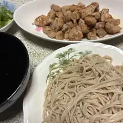 soba noodles and grilled chicken