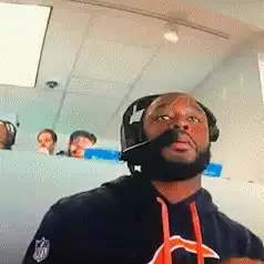 Chicago Bears player reacts to play