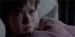 Haley Joel Osment scared in bed