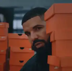 Drake disapproves of Nike shoes