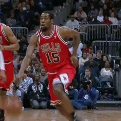 Joakim Noah Bulls dunk