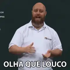 Bald man with beard says olha que louco