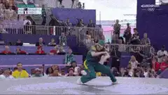 Breakdancer falls during routine