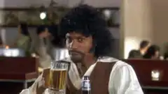 Jules Winnfield drinks beer