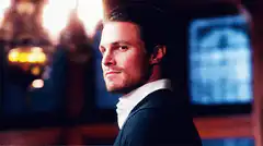 Oliver Queen smirking