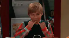 Jonathan Taylor Thomas pointing at his eyes
