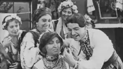 Charlie Chaplin and women react in shock