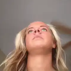 blonde woman face distortion filter