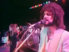 Stevie Nicks and Fleetwood Mac performing live