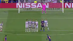 Lionel Messi free kick goal