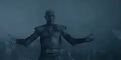 Night King spreads arms