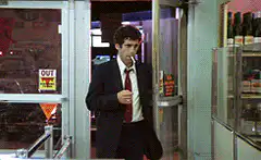 Travis Bickle lights a cigarette