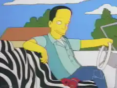 Lenny Leonard gets shocked by a red apple