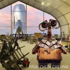 WALL-E in front of a SpaceX Starship
