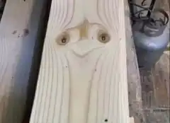Wood knot face with zap effect