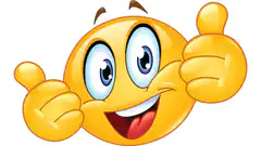 Winking emoji giving two thumbs up