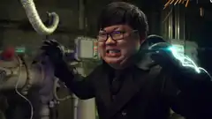 Man shoots lightning from hands